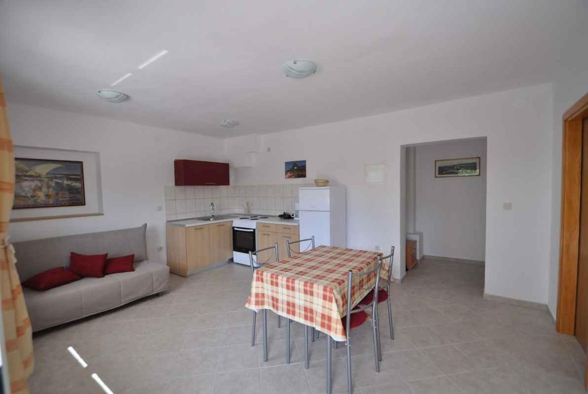 Apartment In Vrbnik/Insel Krk 36796 Exteriör bild